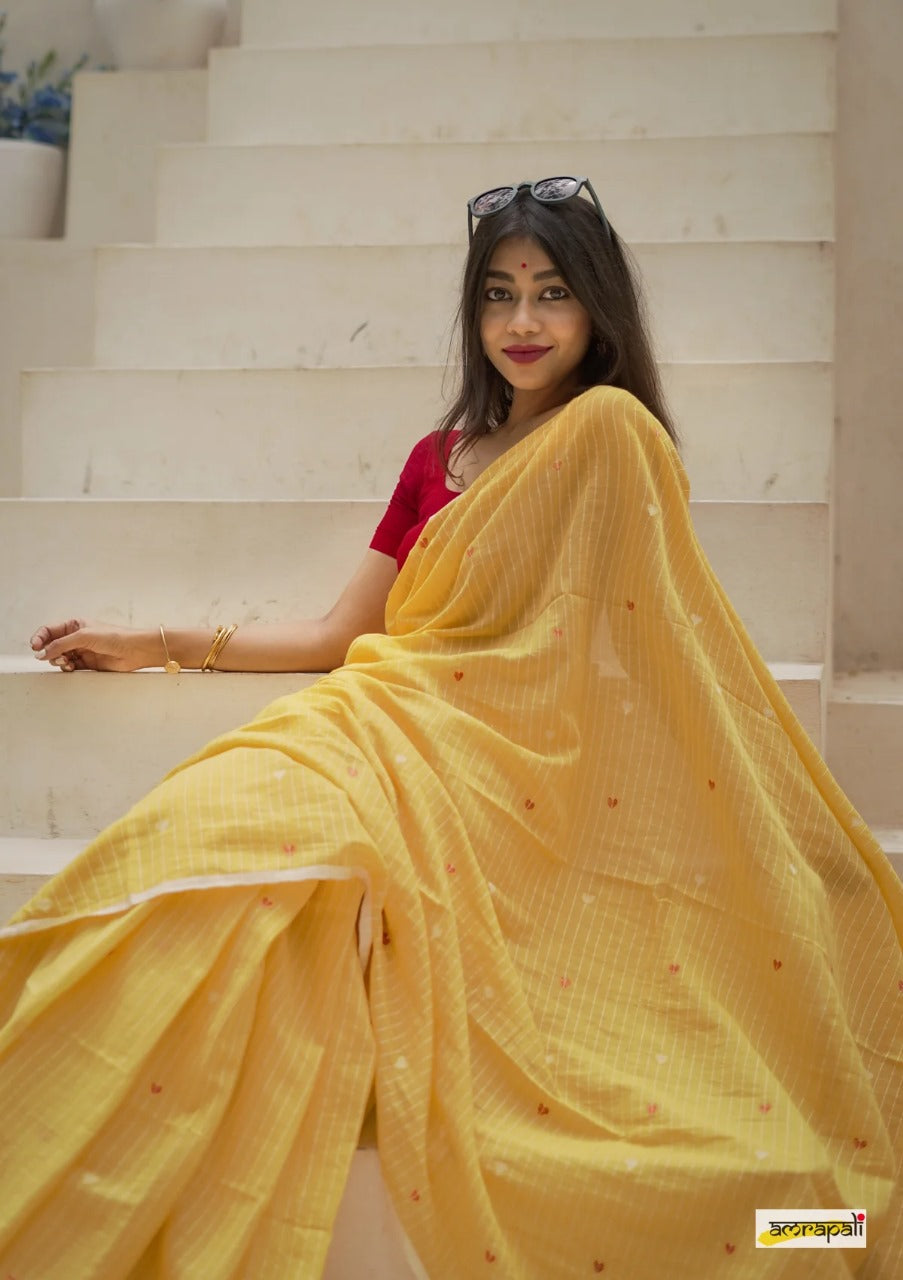 Soft Linen Cotton Silk Saree – Trendy & Grand Celebration Collection