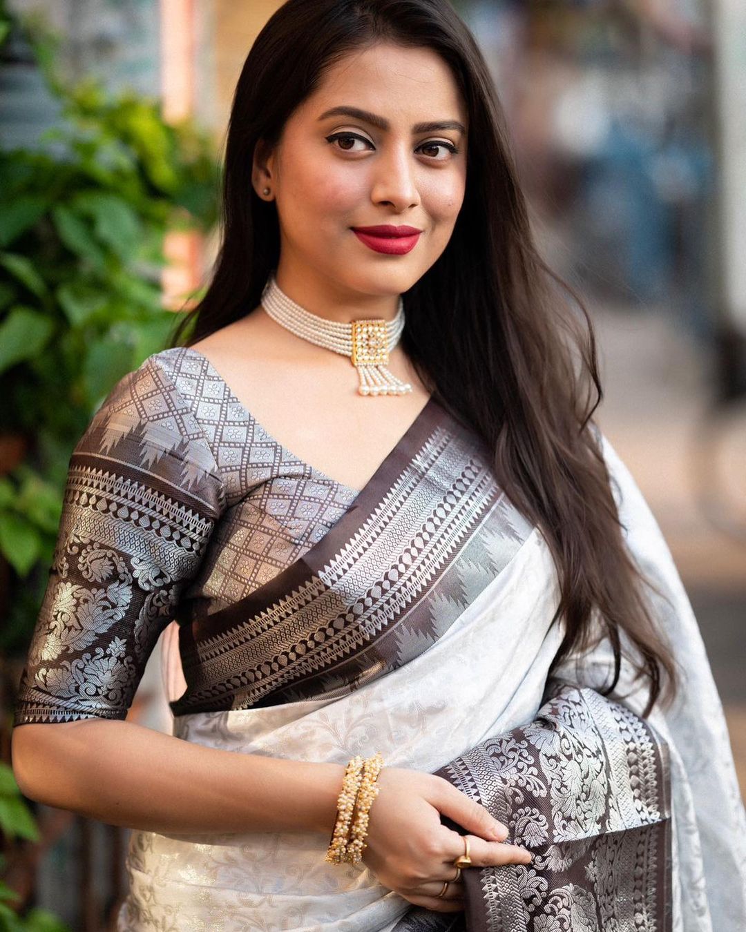 Royal Legacy Banarasi Soft Silk Saree Gold Zari