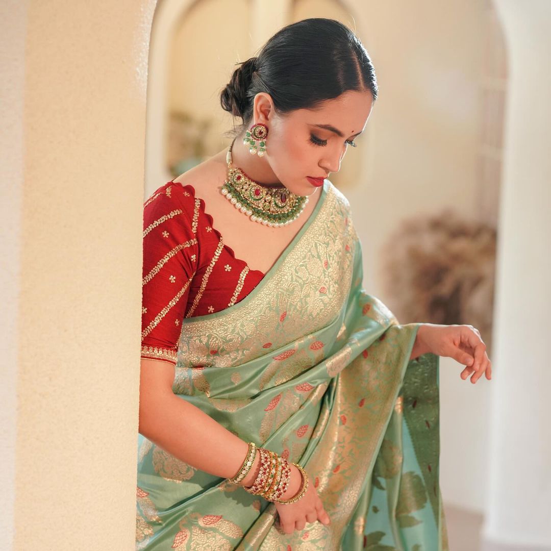 Majestic Heritage Banarasi Silk Saree with Gold Zari