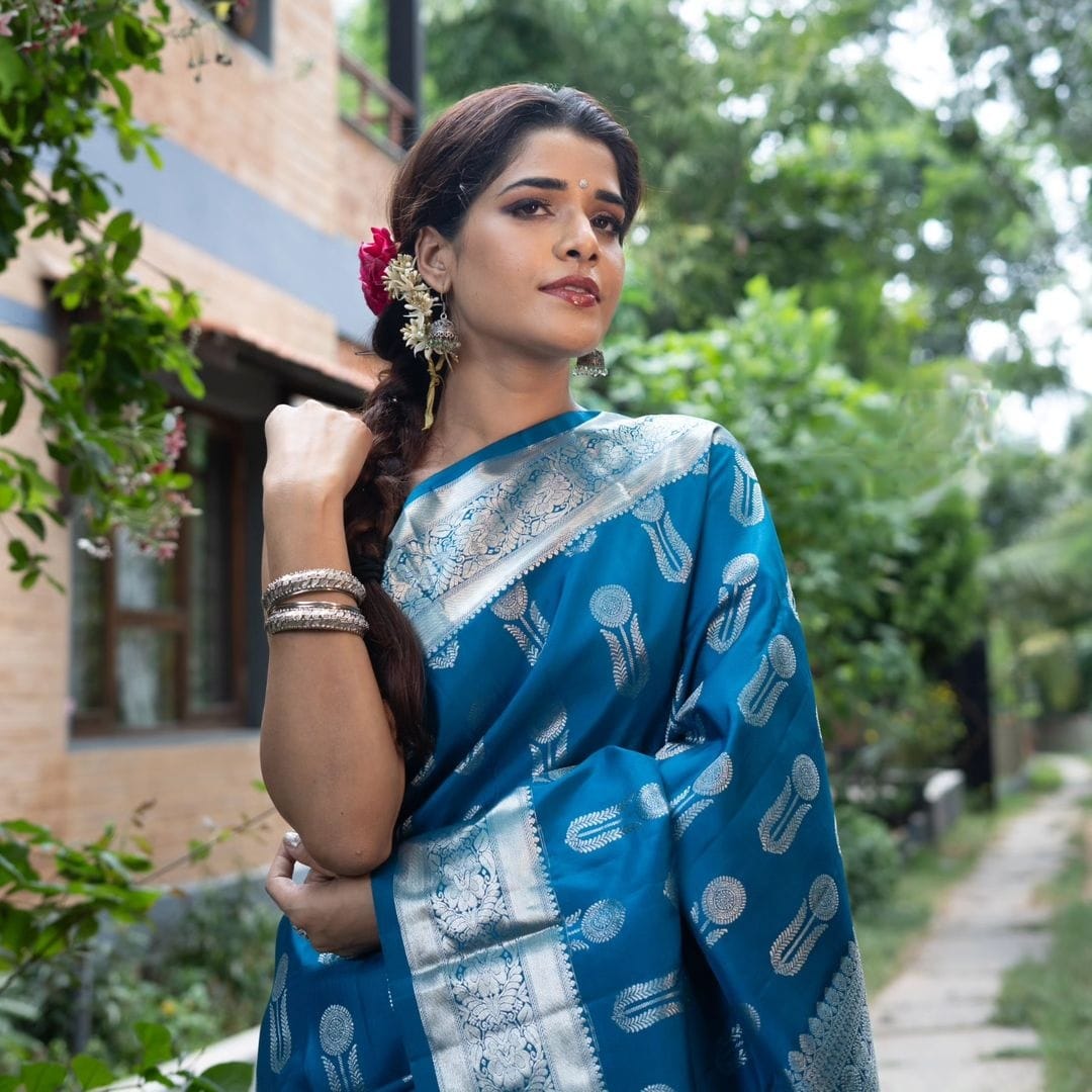 Banarasi Soft Silk Saree with Silver Zari Weaving – 560gm