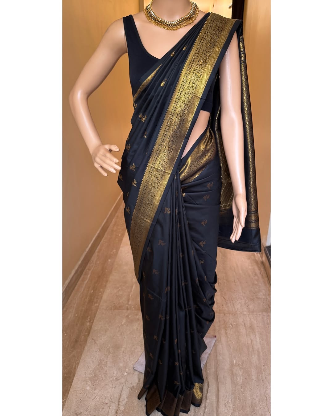 DCPL Banarasi Soft Silk Saree in Colour 2 – Elegant Weave Design