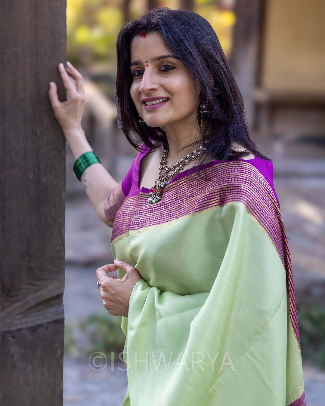 Timeless Aura Banarasi Soft Silk Saree Copper Zari
