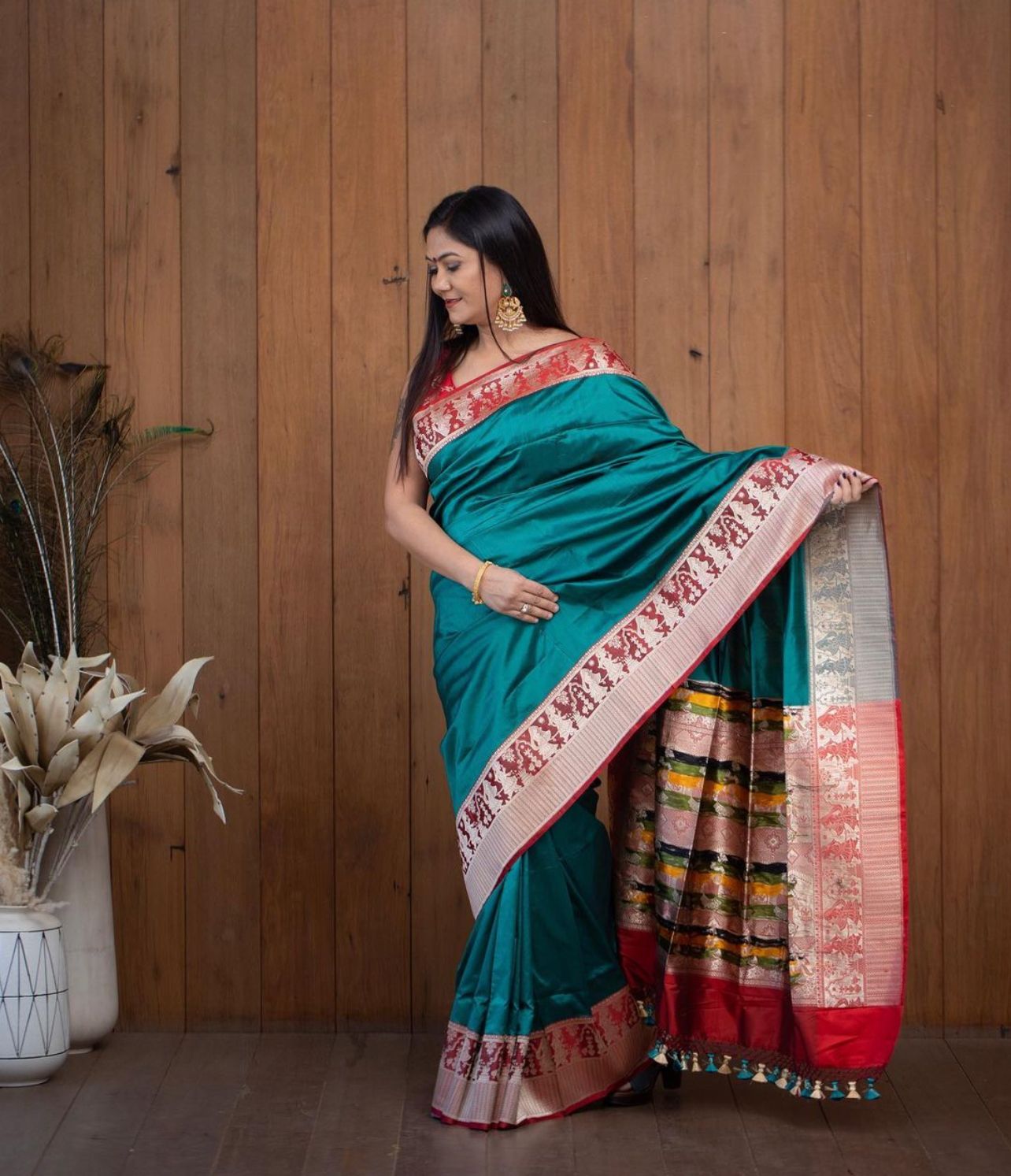Banarasi Soft Silk Saree with Traditional Zari & Jacquard Weave