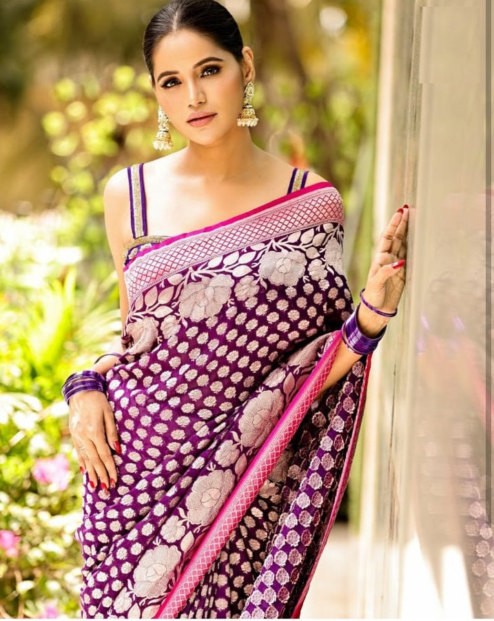 Graceful Essence Banarasi Soft Silk Saree with Gold Zari Weaving