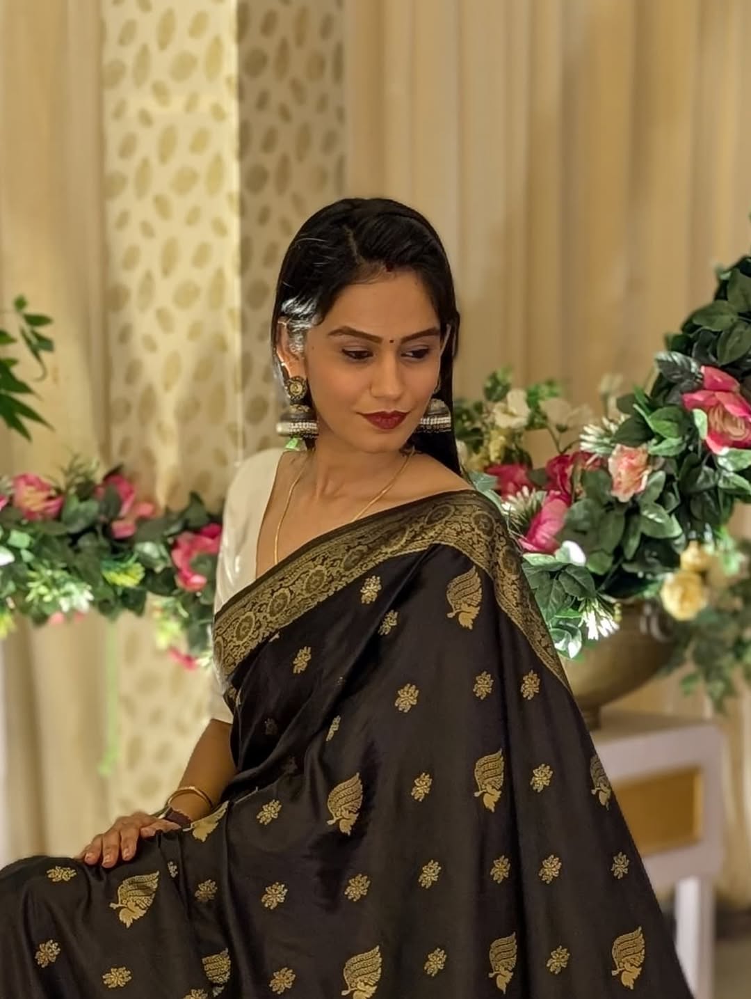 Minimalistic Banarasi Soft Silk Saree with Gold Zari – Colour 1