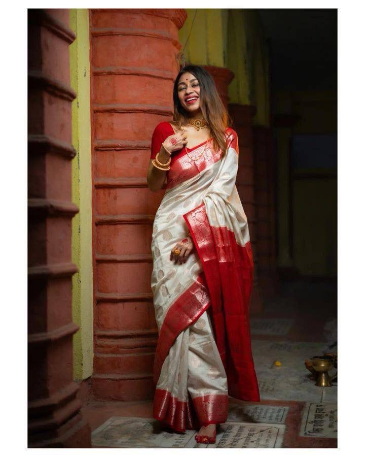 Golden Radiance Banarasi Soft Silk Saree Gold Zari