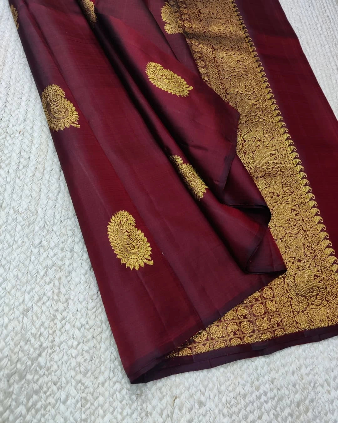 The Seven Sages (Saptarishi) The Special Seven-Colour Series of Traditional Banarasi Soft Pattu Saree