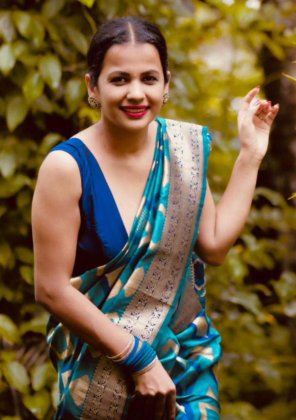 Designer Banarasi silk saree with rich gold pallu