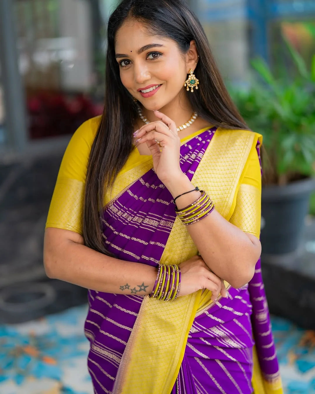Golden Grace Banarasi Soft Silk Saree Gold Zari
