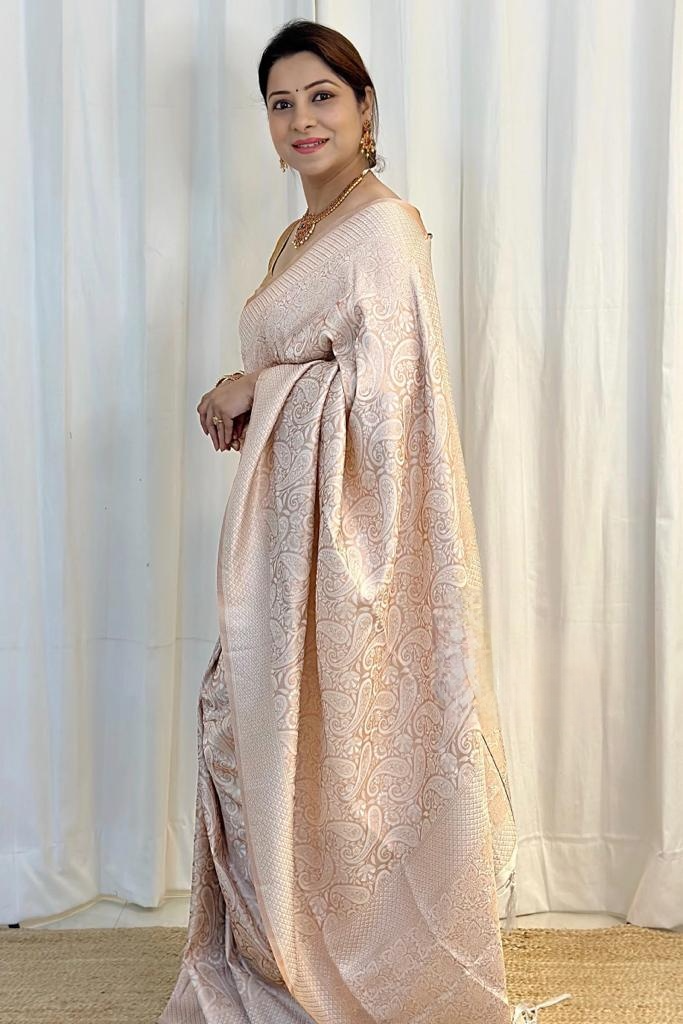 Minimalist Banarasi Soft Silk Saree | Eco-Friendly Lightweight Fabric | Copper Zari Weaving | 572GM | Shade 5