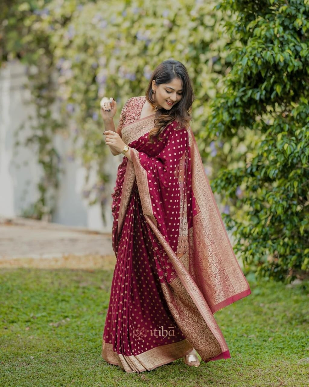Golden Elegance Banarasi Soft Silk Saree with Brocade & Gold Zari – Colour 1