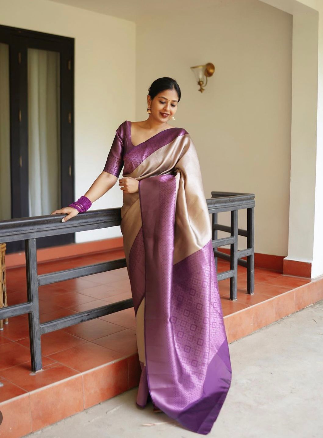 Traditional Banarasi Silk Saree in Soft Pink with Exquisite  Zari Motifs and Elegant Pallu