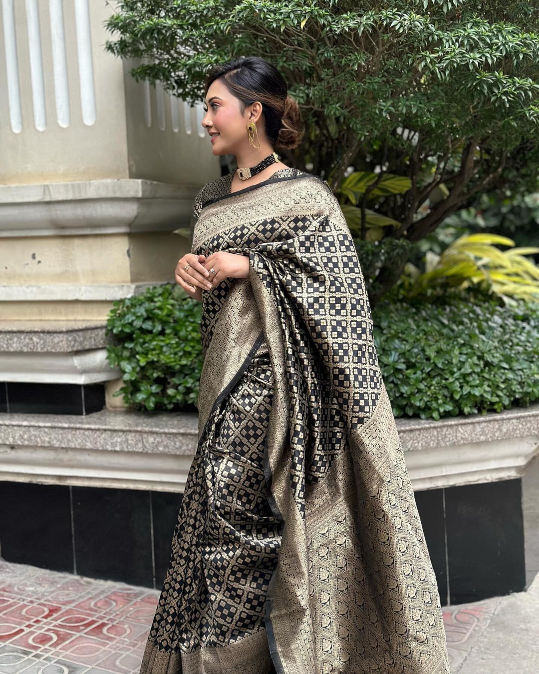 Regal Heritage Banarasi Soft Silk Saree with Gold Zari & Brocade Weaving – Colour 1