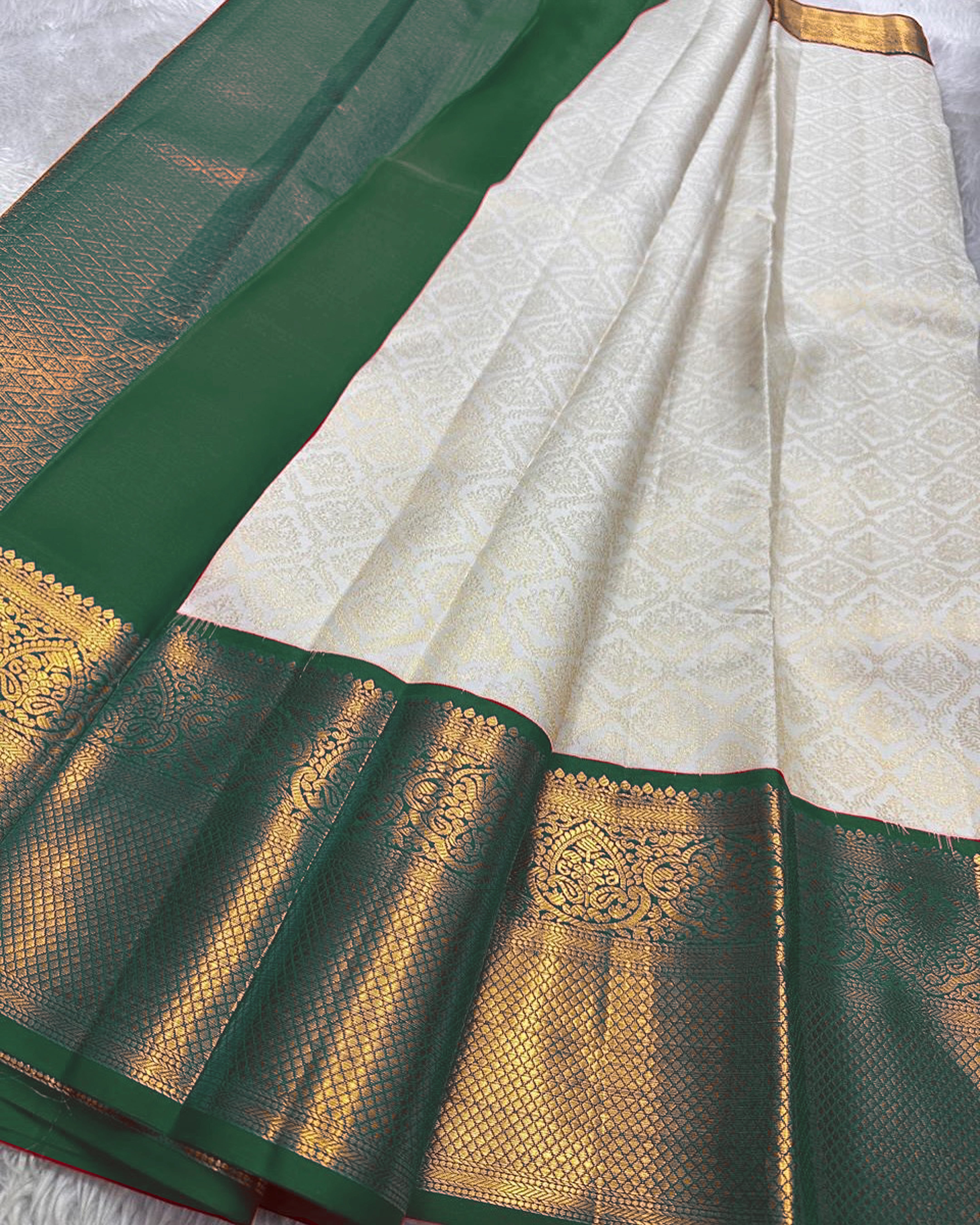 Serene Radiance Banarasi Soft Silk Saree with Gold Zari
