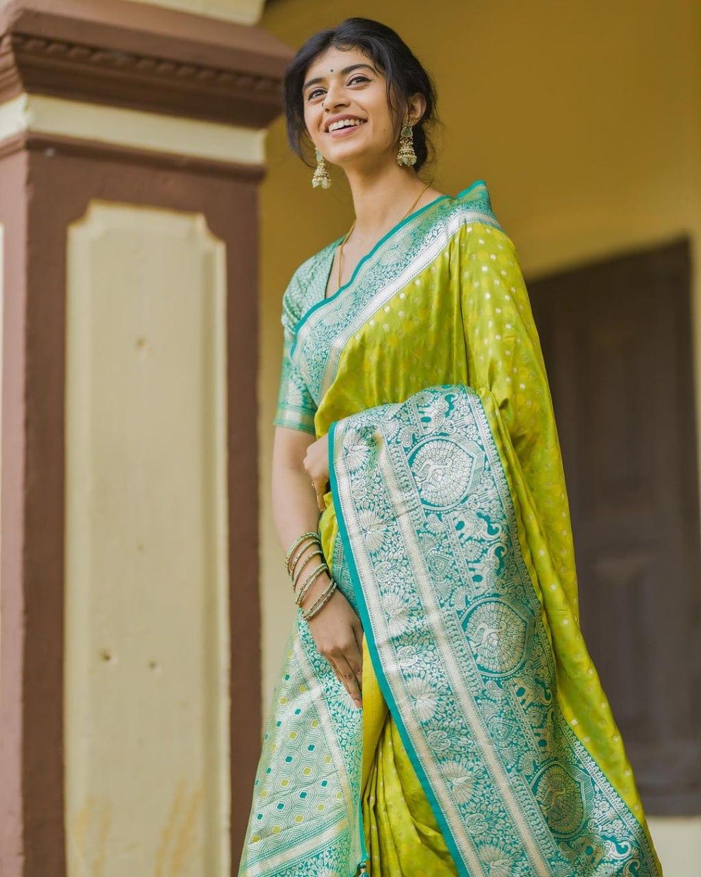 Majestic Opulence Banarasi Soft Silk Saree Gold Zari