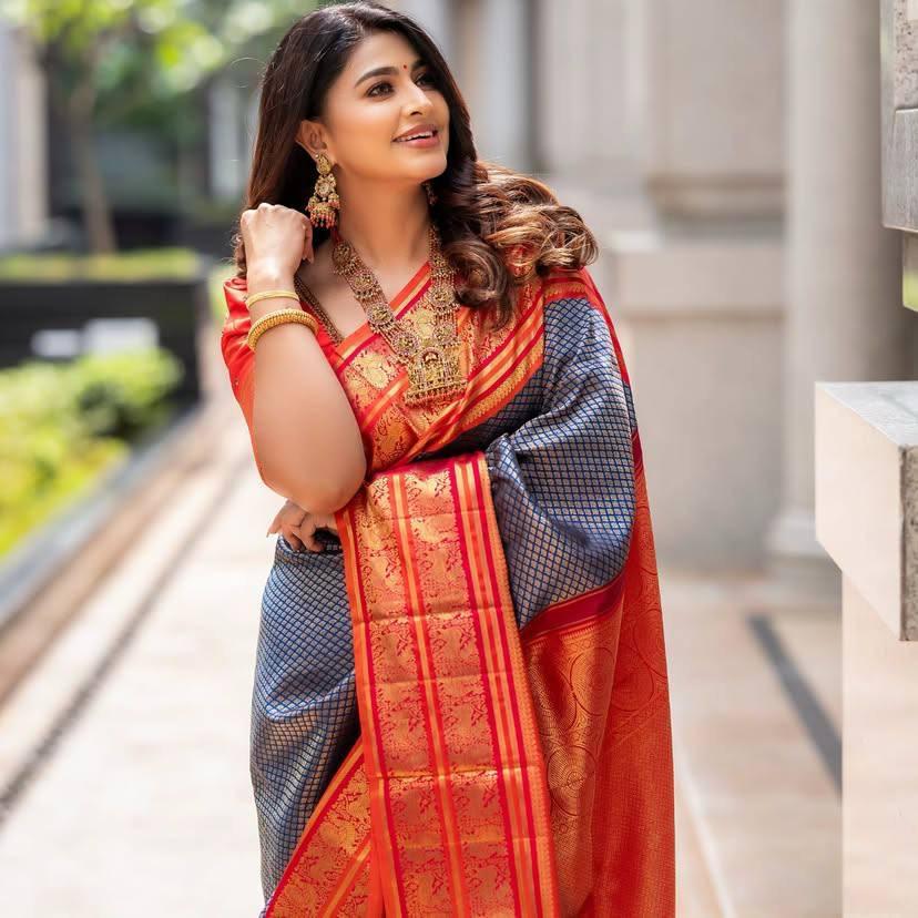 Eternal Elegance Banarasi Soft Silk Saree with Gold Zari Weaving