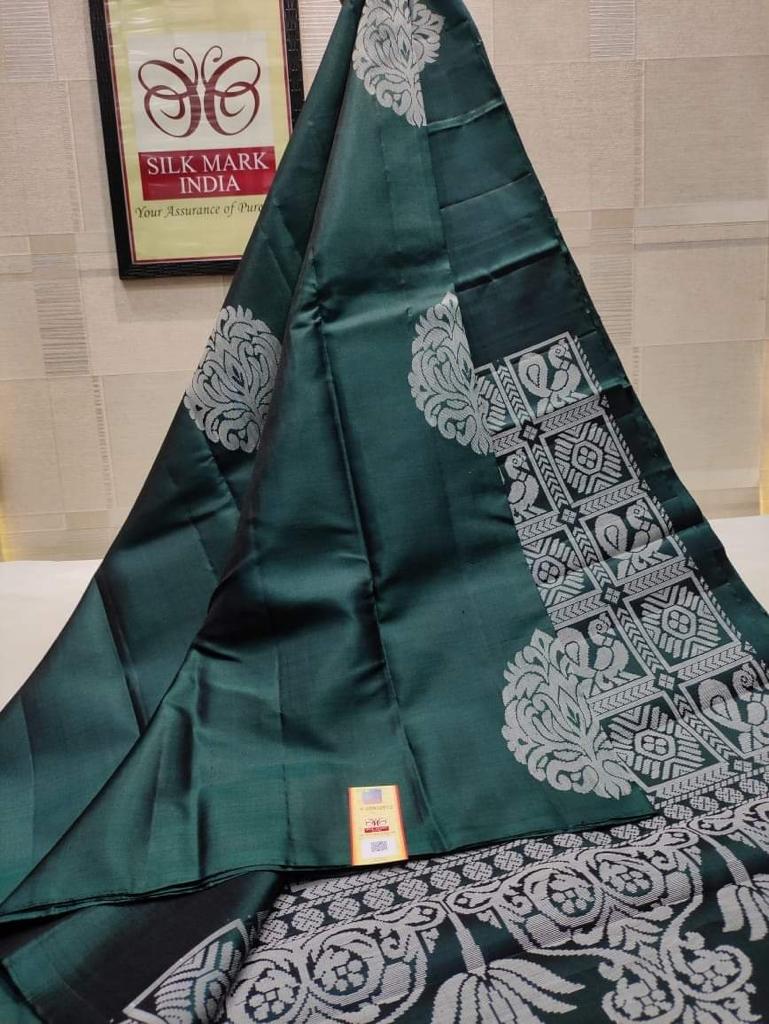 Banarasi Soft Silk Saree – Unique Elegance Collection