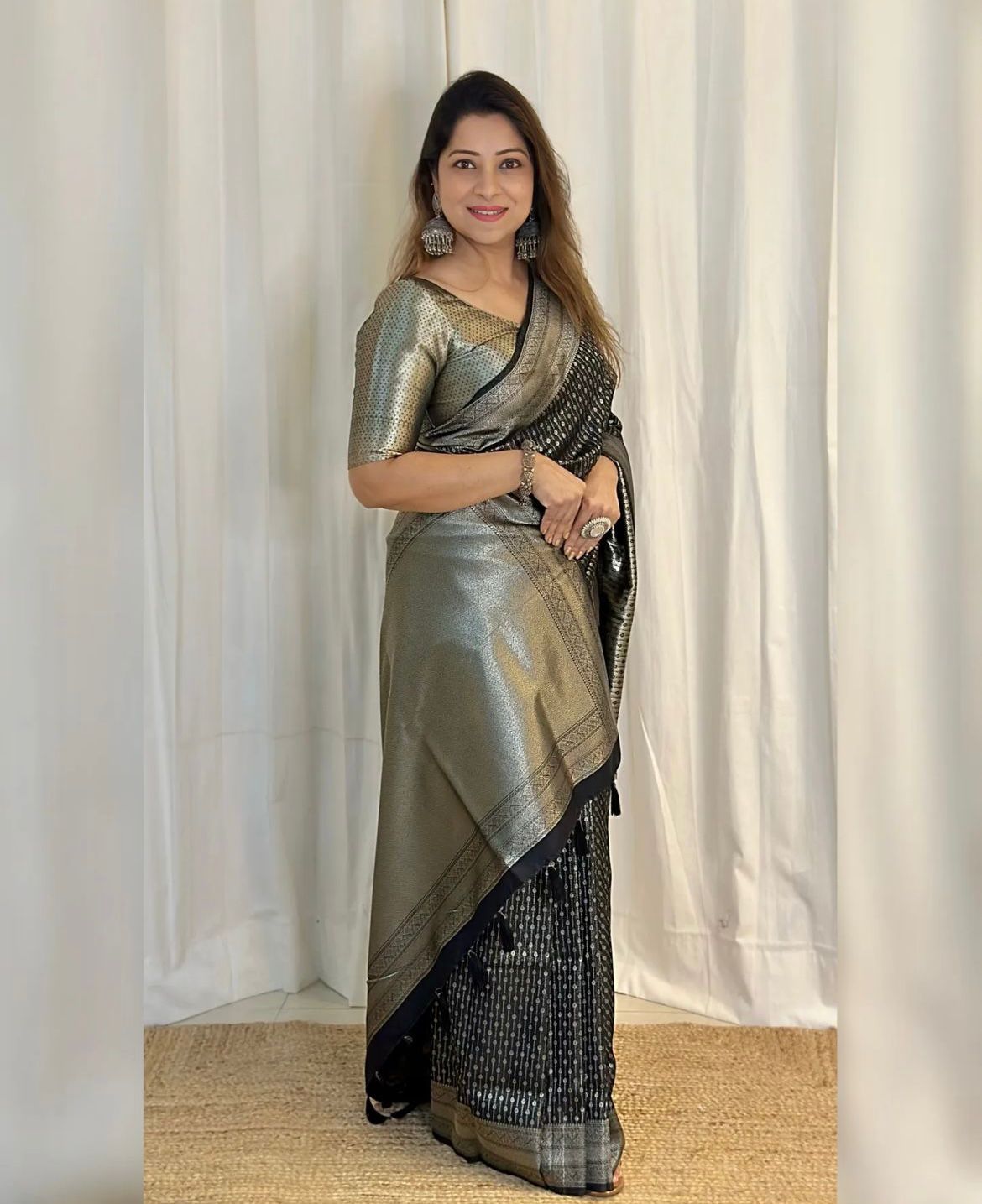 Banarasi Soft Silk Saree with Lustrous Finish – Elegant Golden Jewelry Match | Shade 1