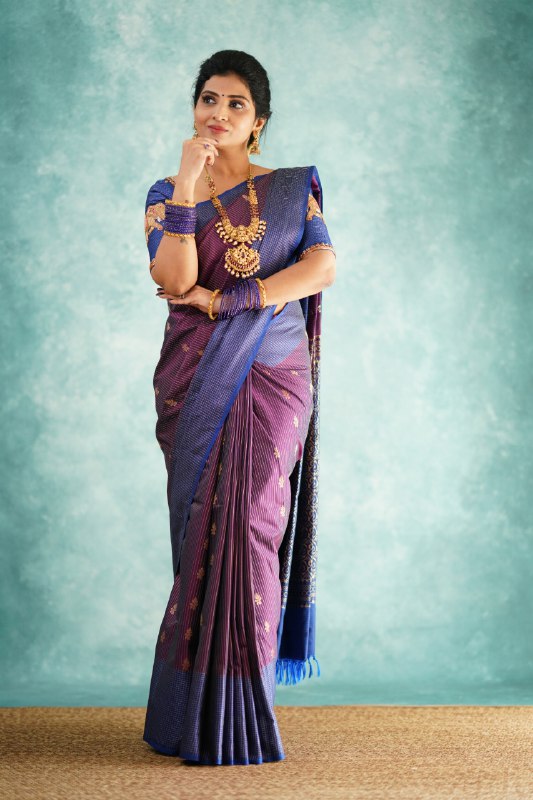 Grace Aura Banarasi Soft Silk Saree Gold Silver Zari