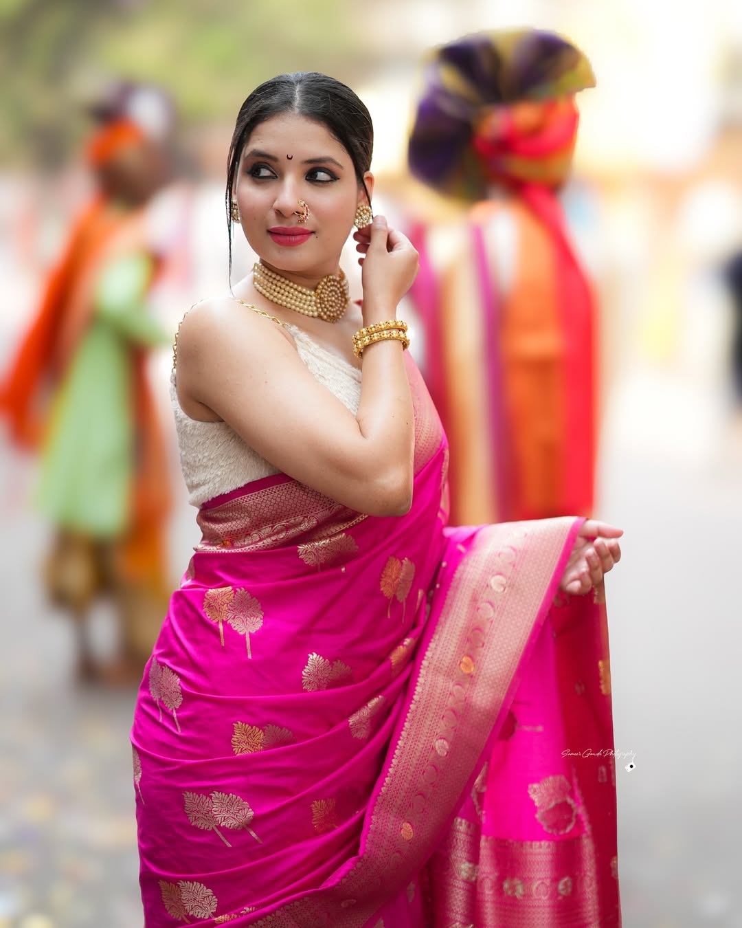 Ethereal Essence Banarasi Soft Silk Saree Gold Zari