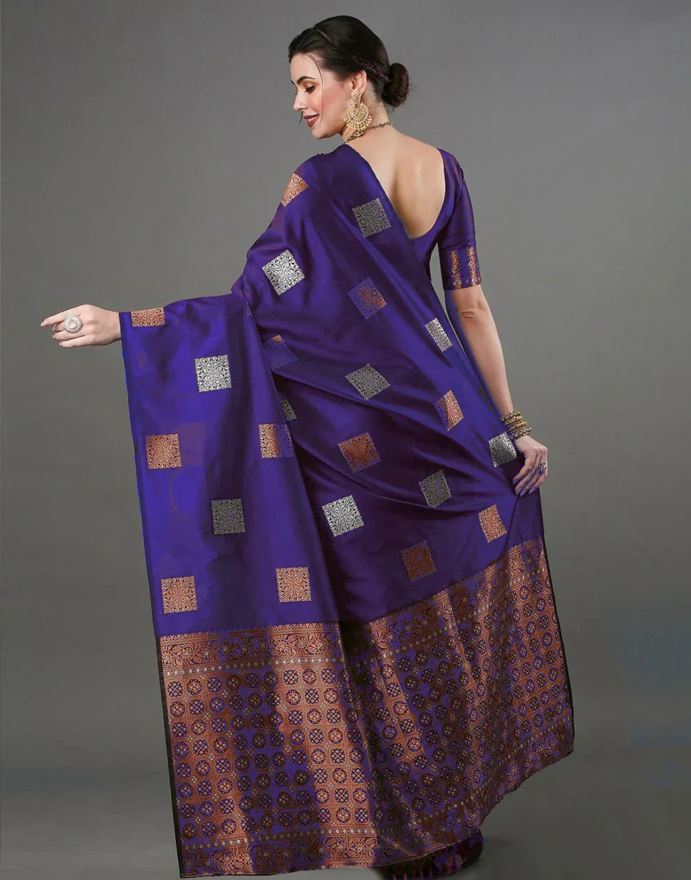 Banarasi Soft Silk Saree with Heavy Brocade & Copper-Silver Zari Weaving – 5.5 Meters