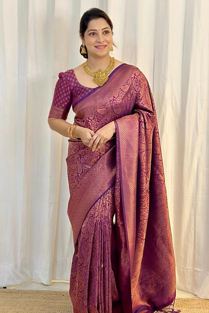 Minimalist Banarasi Soft Silk Saree | Eco-Friendly Lightweight Fabric | Copper Zari Weaving | 572GM | Shade 5