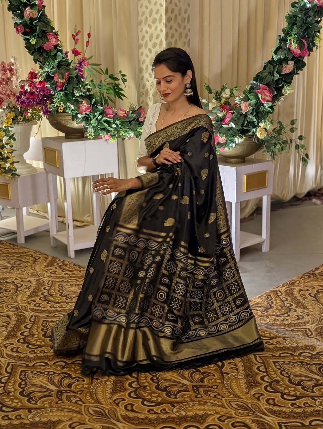 Minimalistic Banarasi Soft Silk Saree with Gold Zari – Colour 1