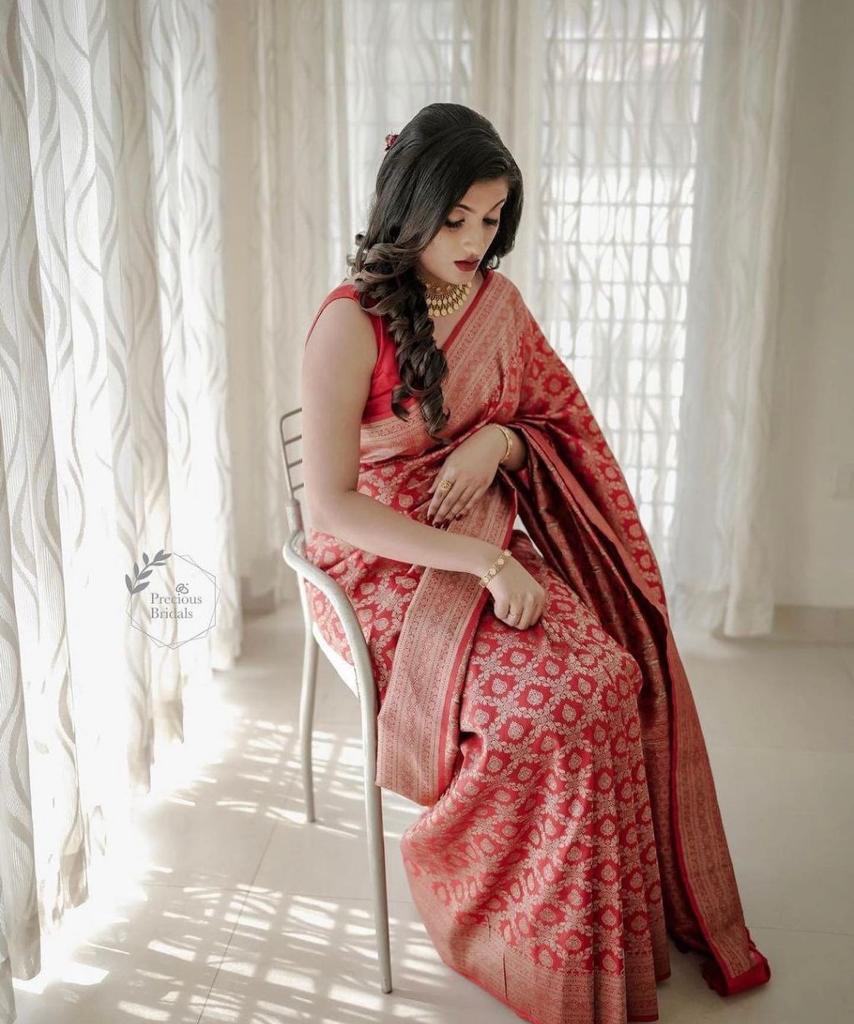 Regal Brocade Banarasi Soft Silk Saree with Gold Zari Weaving – Colour 1