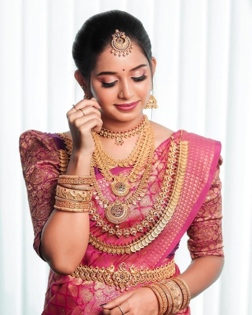Banarasi Soft Silk Saree – Elegant Simplicity with Gold Zari (540gm)