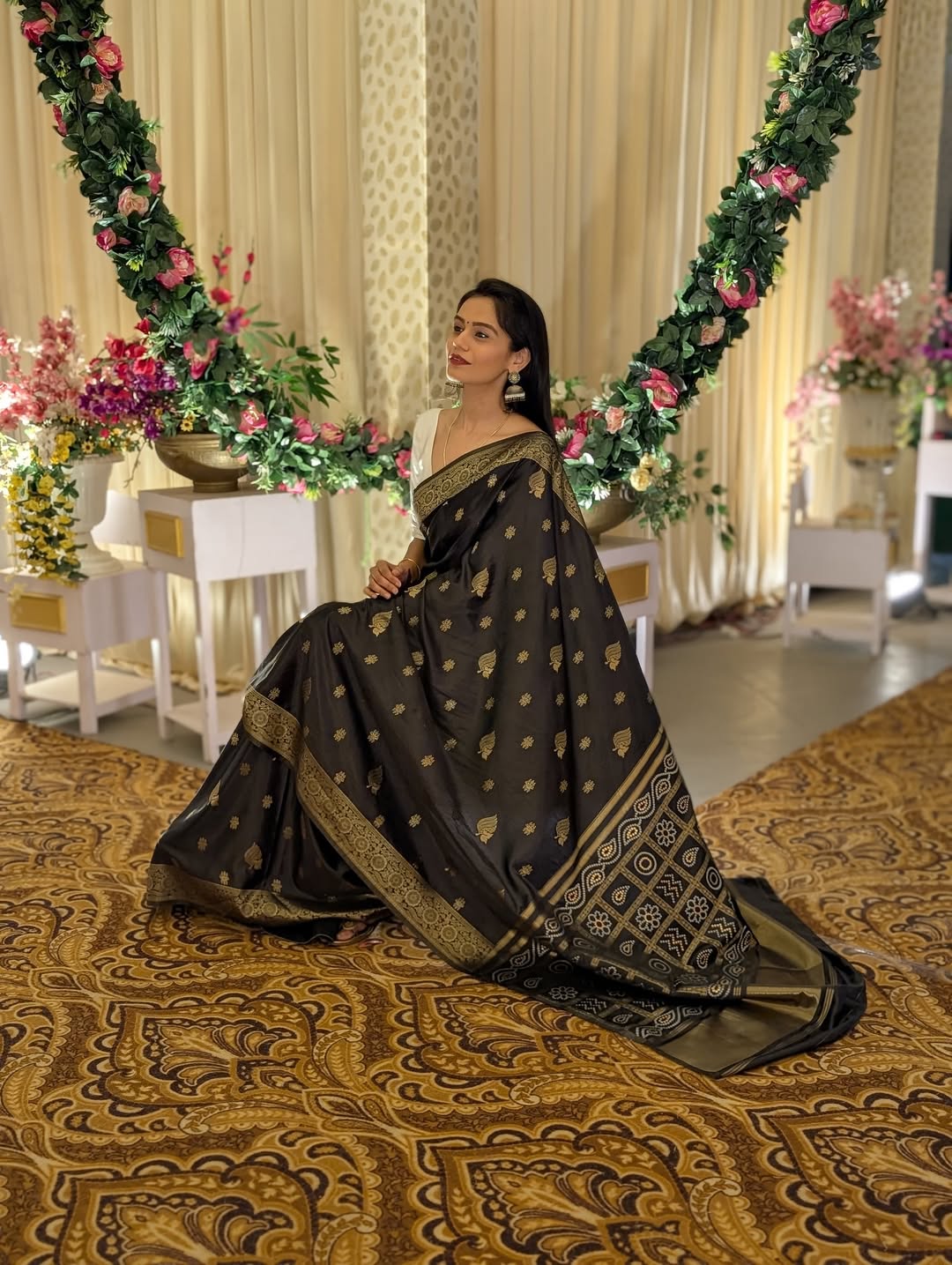 Minimalistic Banarasi Soft Silk Saree with Gold Zari – Colour 1