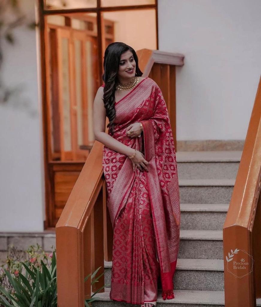 Regal Brocade Banarasi Soft Silk Saree with Gold Zari Weaving – Colour 1