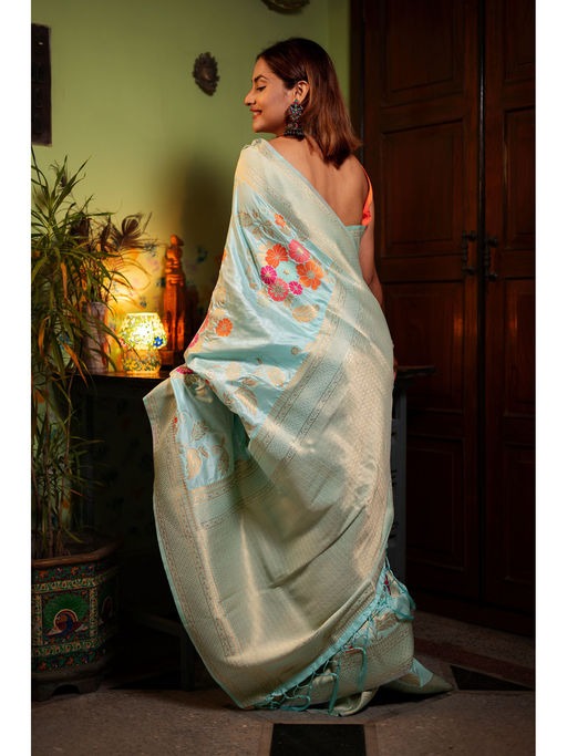Banarasi Soft Silk Saree with Gold Zari Weaving – Elegant Minimal Design