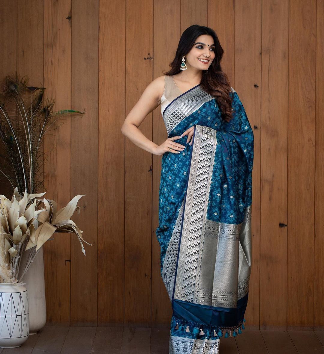 Banarasi Soft Silk Saree | Timeless Classic with Intricate Detailing | Shade 1 | 434GM
