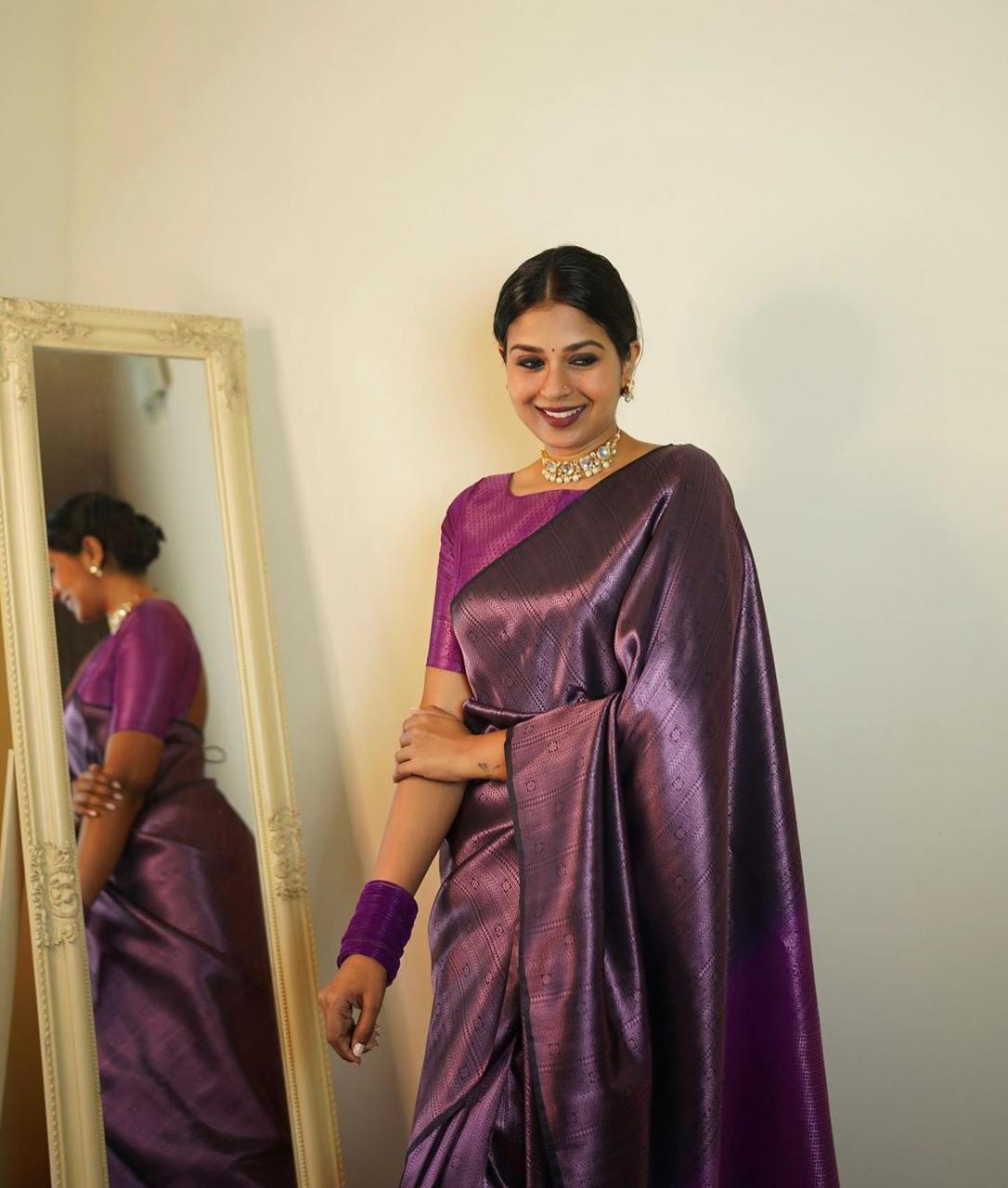 Blush Radiance Banarasi Soft Silk Saree with Pink & Copper Weaving – Colour 1