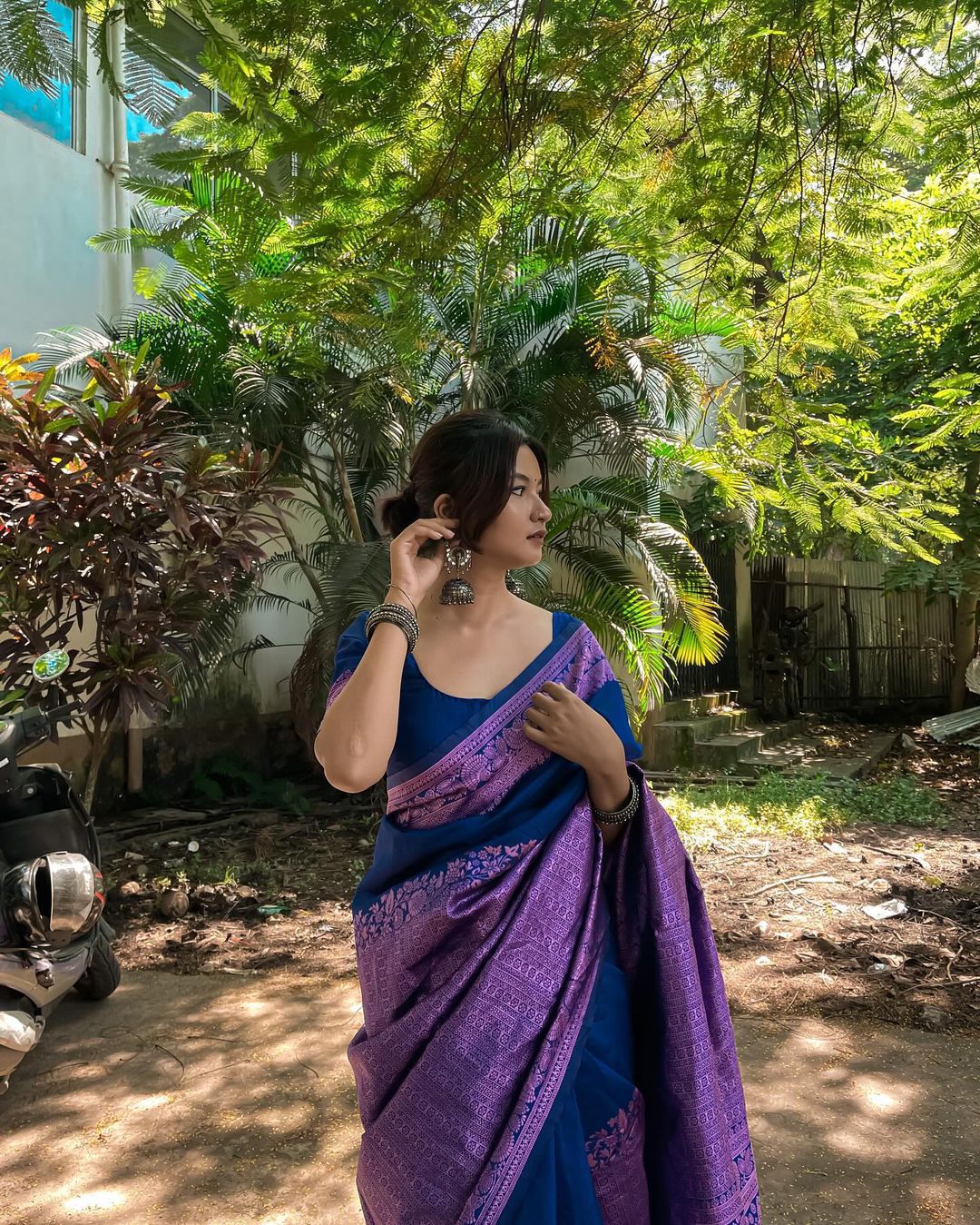 Banarasi Soft Silk Saree with Heavy Brocade & Pink Zari – Colour 1