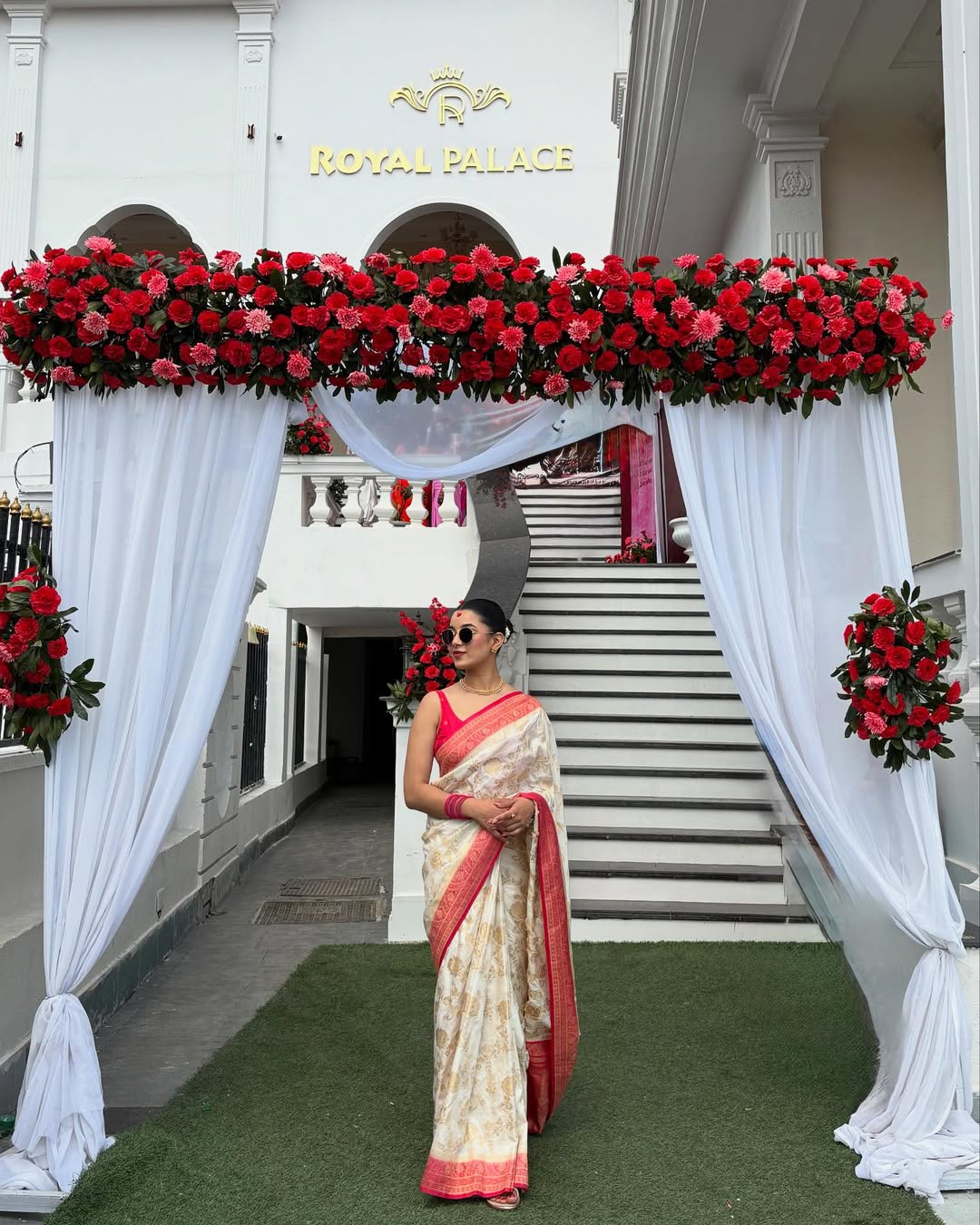 Eternal Grace Banarasi Soft Silk Saree with Gold Zari