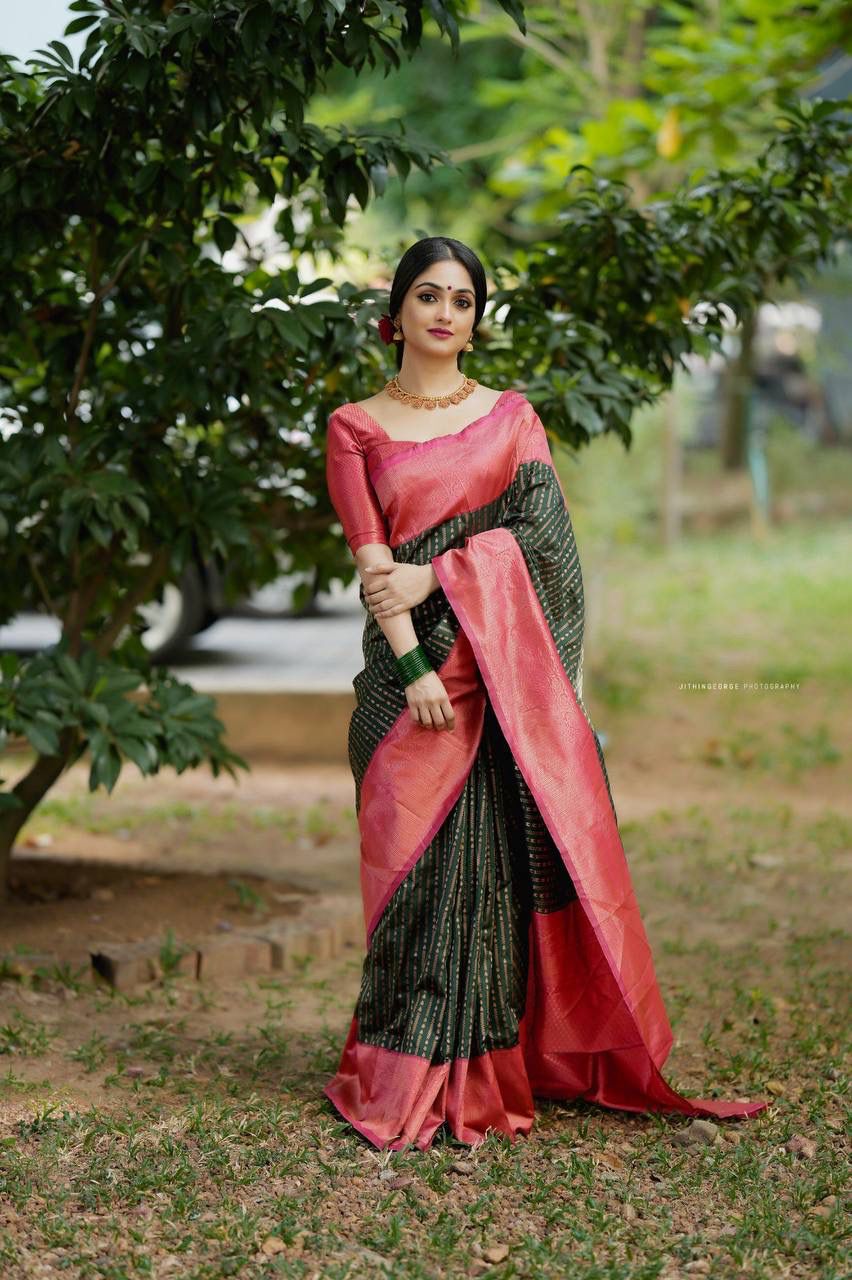 Elegant Banarasi Silk Saree with Pink