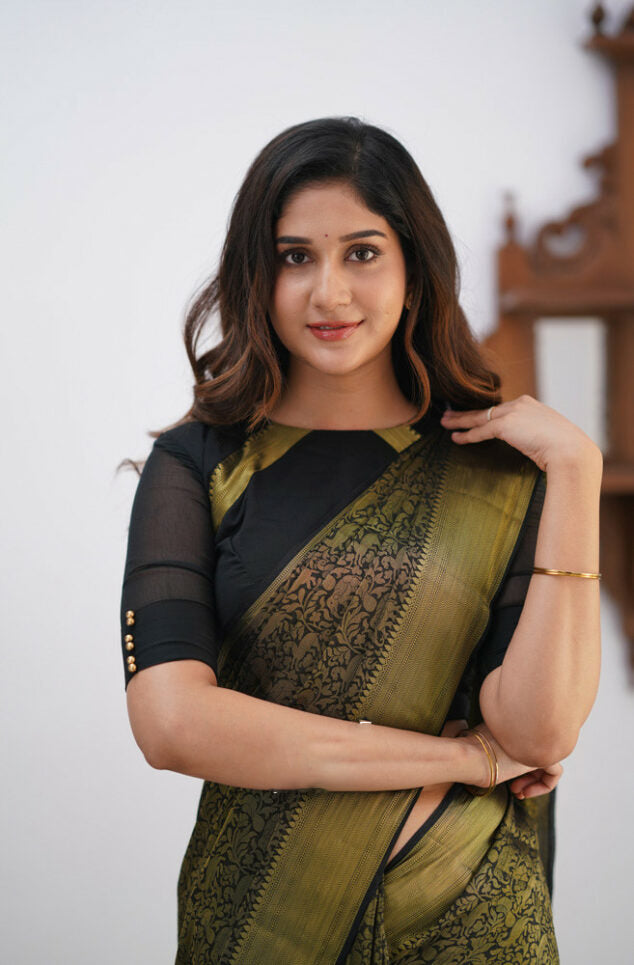 Banarasi Soft Silk Saree with Elegant Color Combination and Exquisite Weaving – Shade 5
