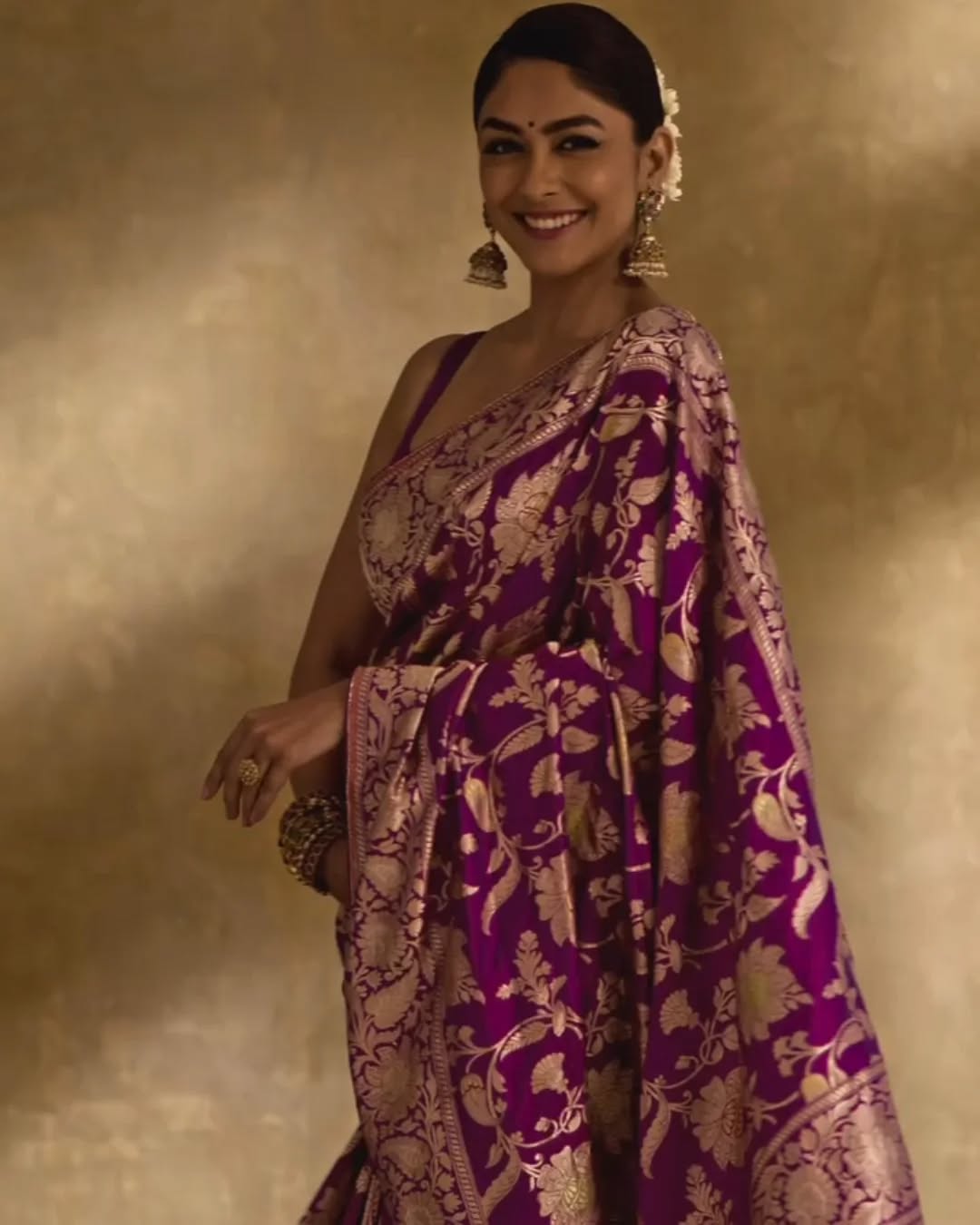 Ethereal Charm Banarasi Soft Silk Saree with Gold Zari