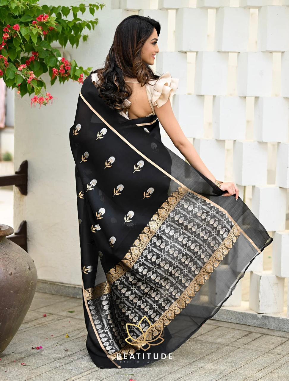 Traditional Red Kanjivaram Silk Saree – Silver Zari Weaving (574gm)