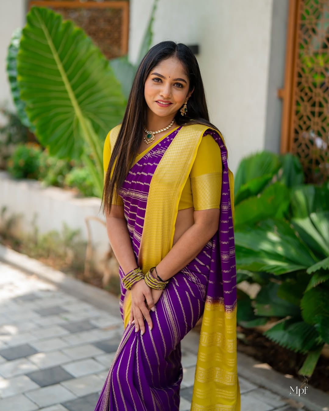 Golden Grace Banarasi Soft Silk Saree Gold Zari