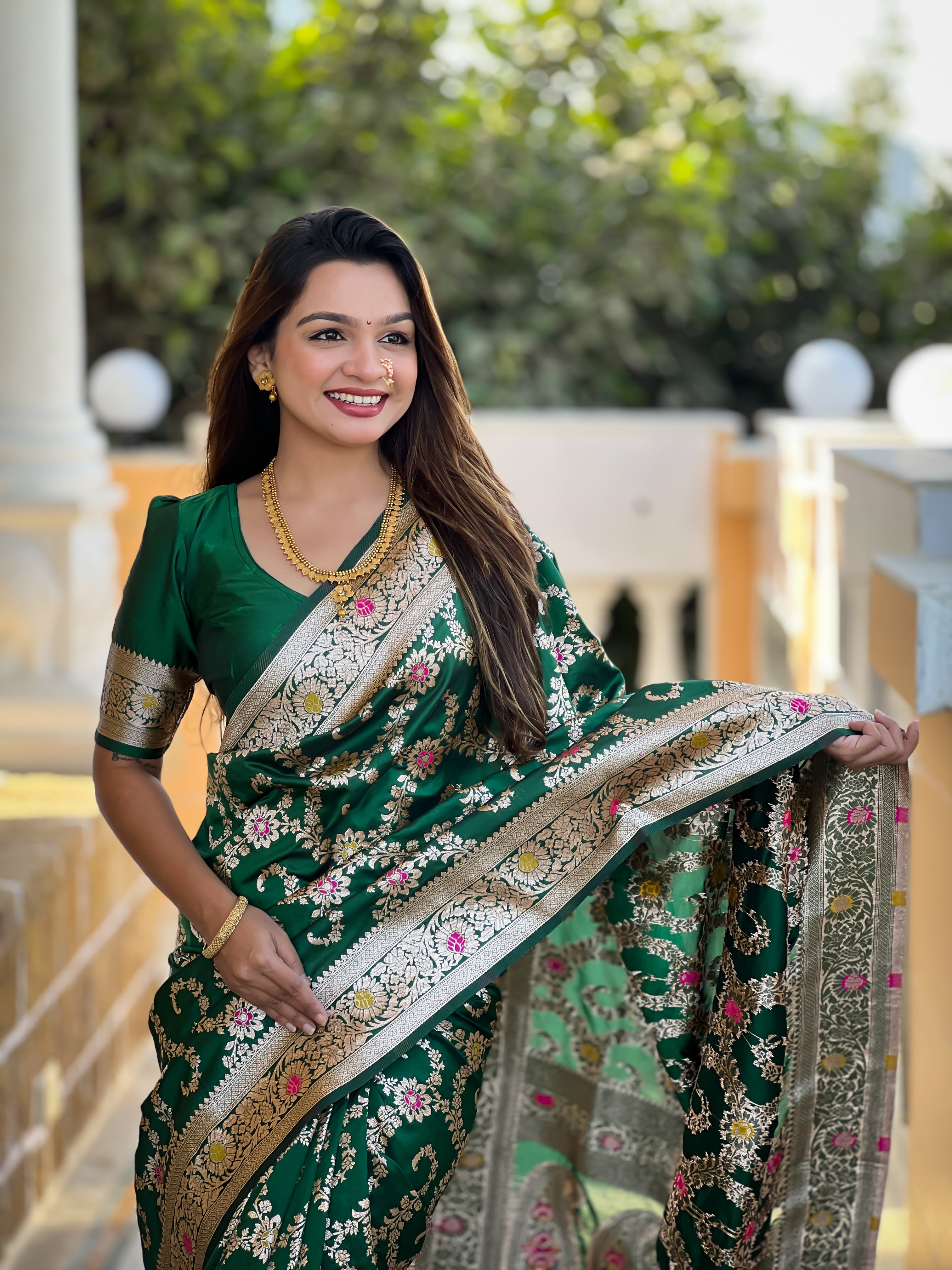 Soft Banarasi Silk Saree; Pure Silk Zari Weaving Saree; Traditional Meenakari Work Banarasi Sari; Rich Woven Pallu; Tassels on Pallu; Matching Soft Silk Woven Blouse Piece