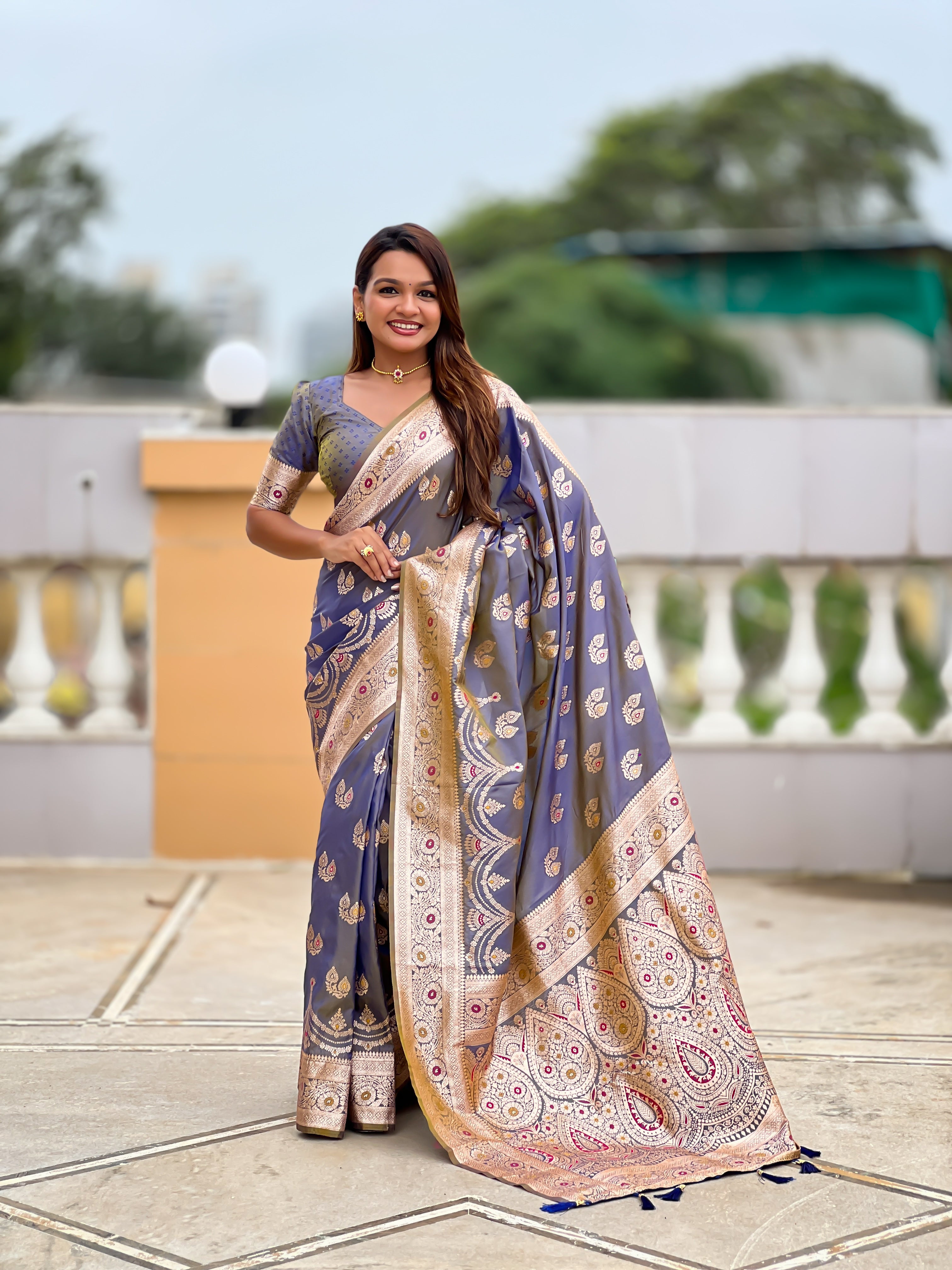 Soft Banarasi Silk Saree; Pure Silk Zari Weaving Saree; Traditional Meenakari Work Banarasi Sari; Rich Woven Pallu; Tassels on Pallu; Matching Soft Silk Woven Blouse Piece
