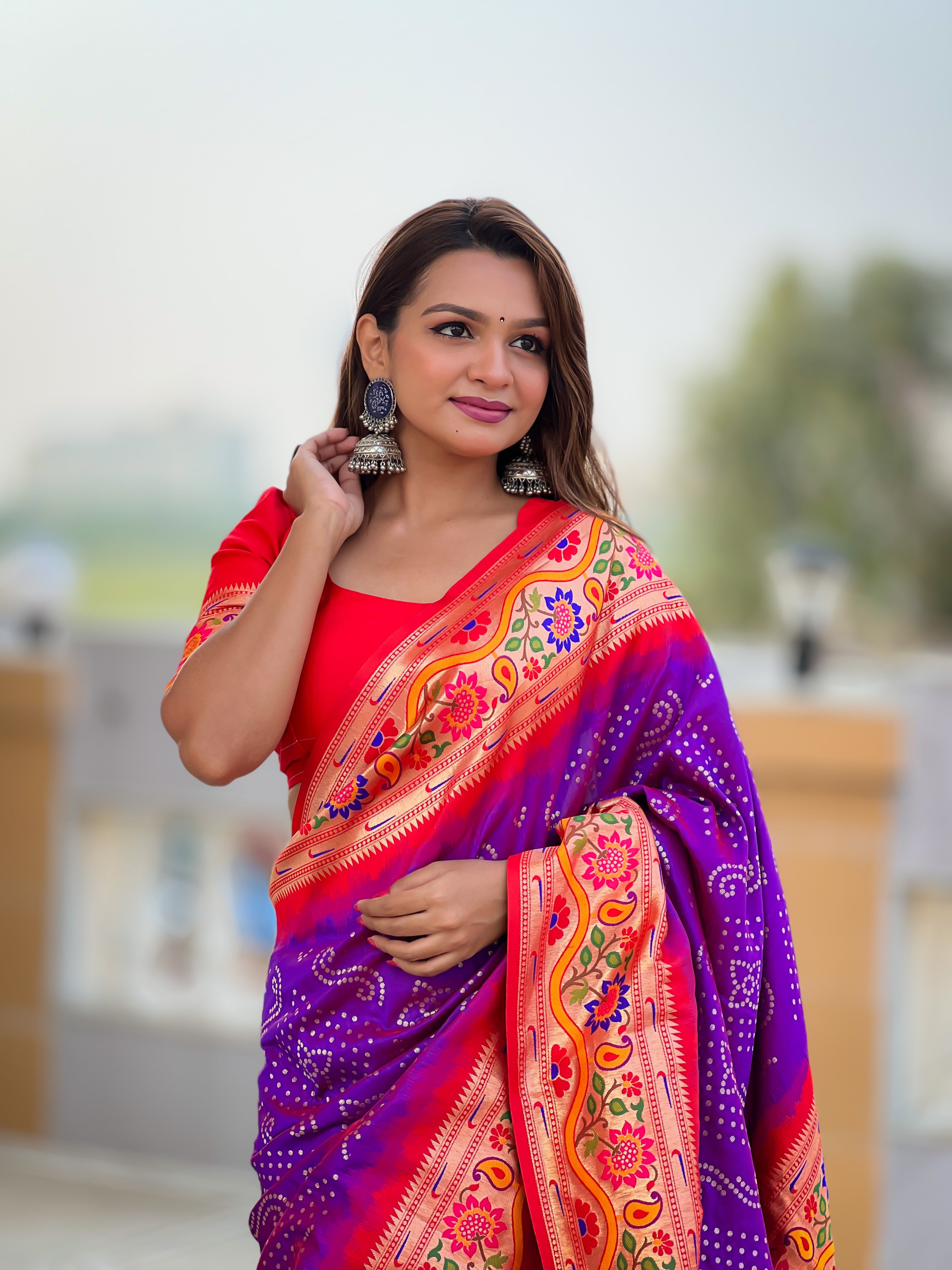 Soft Banarasi Silk Saree; Pure Silk Zari Weaving Saree; Traditional Meenakari Work Banarasi Sari; Rich Woven Pallu; Tassels on Pallu; Matching Soft Silk Woven Blouse Piece