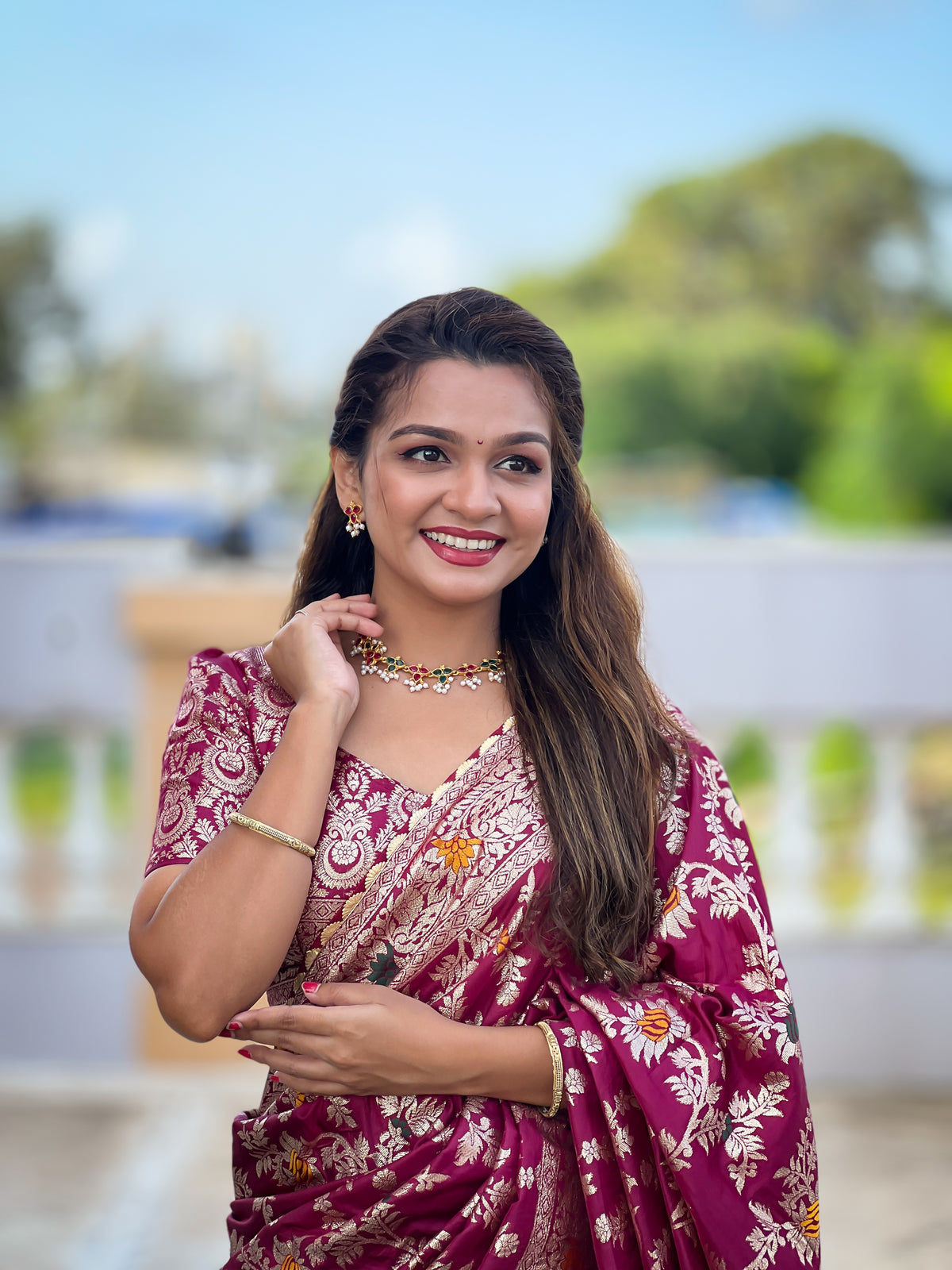 Soft Dolla Silk Saree; Pure Dolla Silk Zari Weaving Saree; Traditional Meenakari Work Saree; Rich Meenakari Woven Pallu and Border; Tassels on Pallu; Matching Soft Silk Woven Blouse Piece