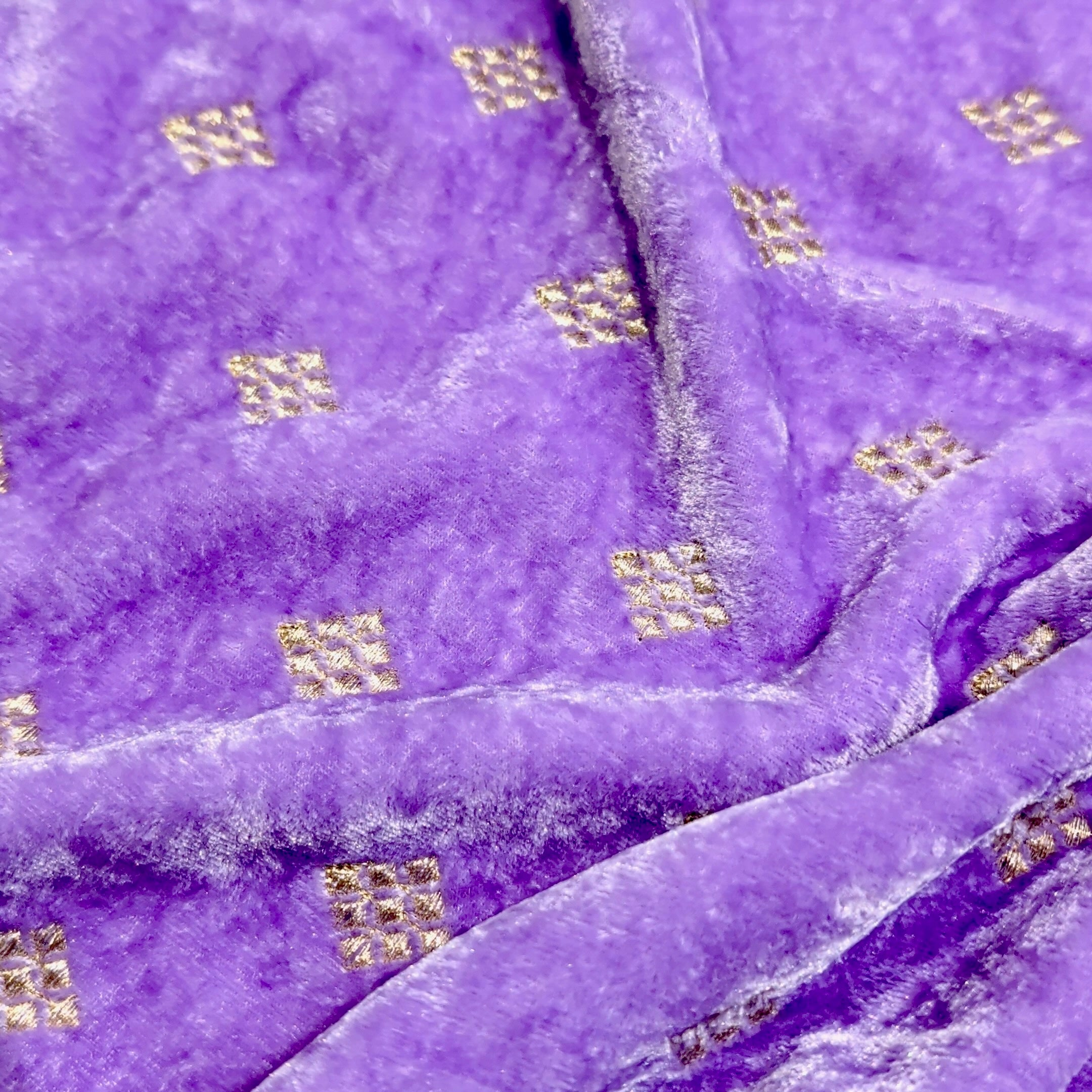 Premium Square Butti Embroidery Fabric – 1 Meter Cut | Elegant Designer Embroidered Material for Kurti, Blouse & Ethnic Wear