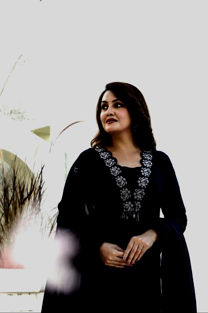 Tesla Slub Kurti 3 Piece Set with Dupatta and Salwar