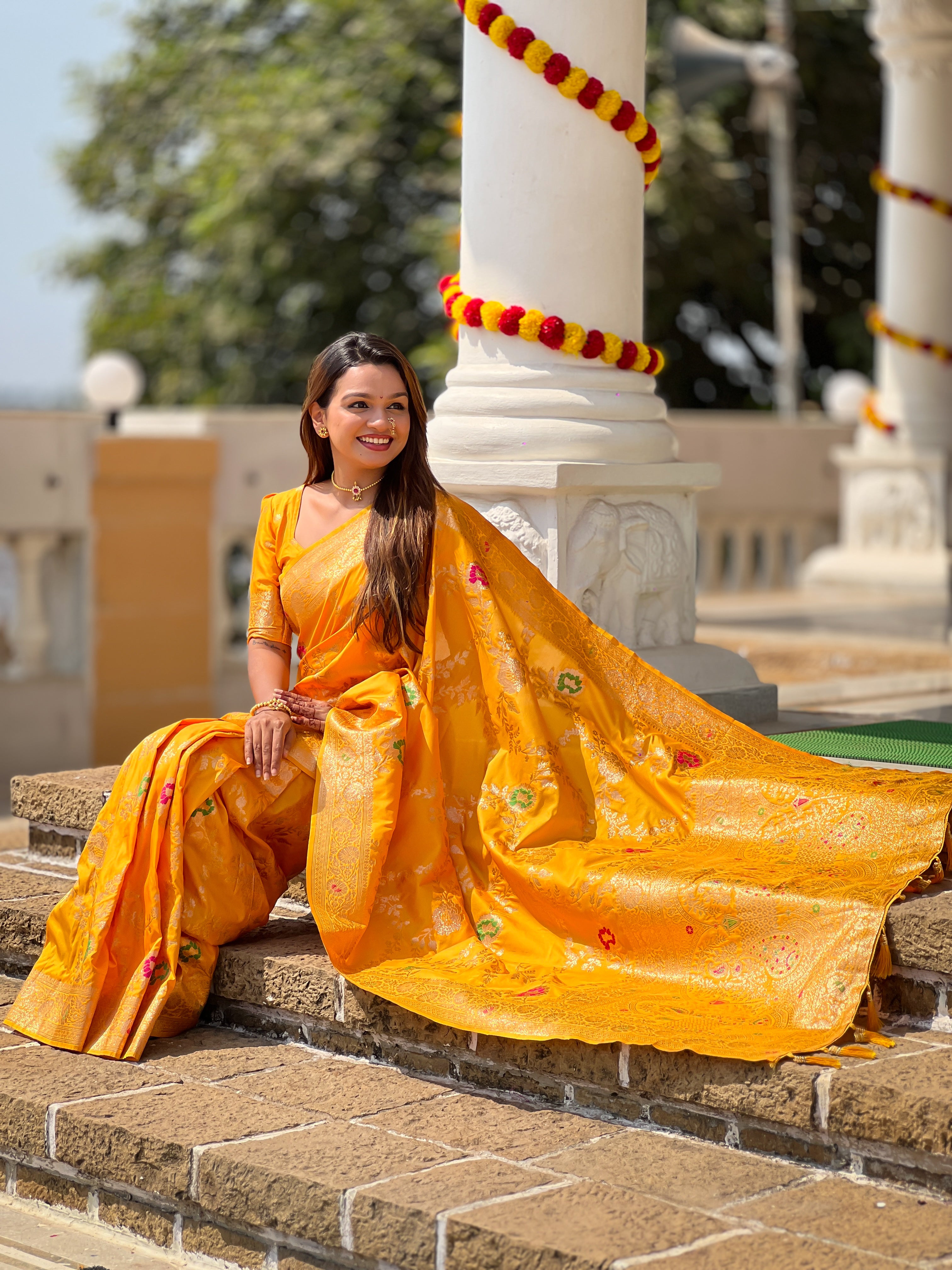 Heavily Woven Pure Silk Jangla Banarasi Saree with Full Floral Zari and Meenakari Intricate Pattern