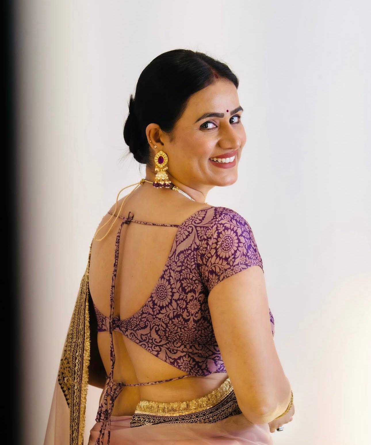 soft twill net saree with sequin jari dori embroidery fancy lace border